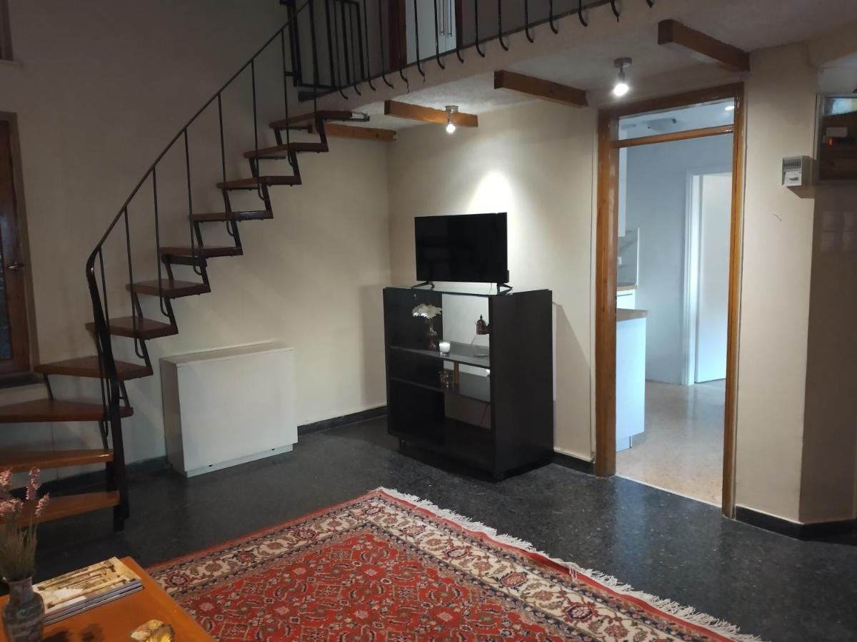 Sunny Apartment Northern Афіни Екстер'єр фото