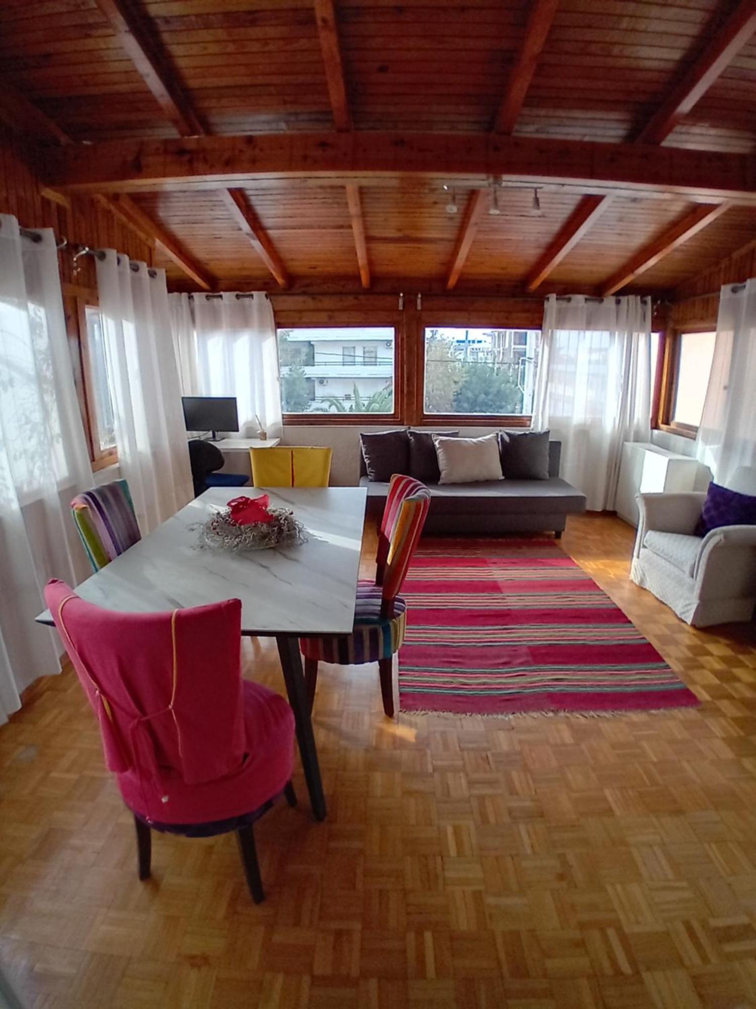 Sunny Apartment Northern Афіни Екстер'єр фото